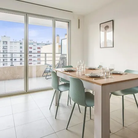 Juanesco - Welkeys Apartmán